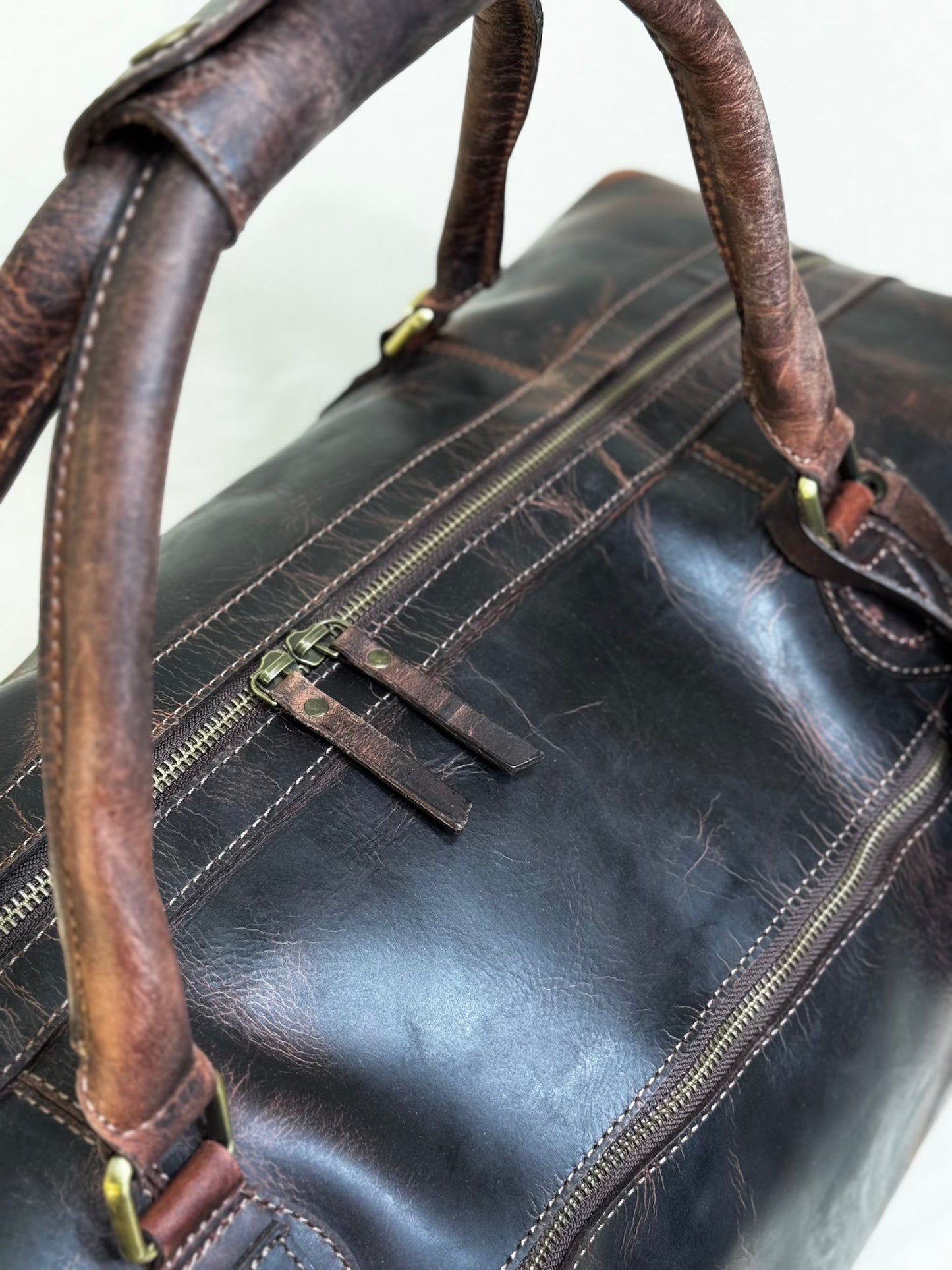 Dark Vittoria Duffle