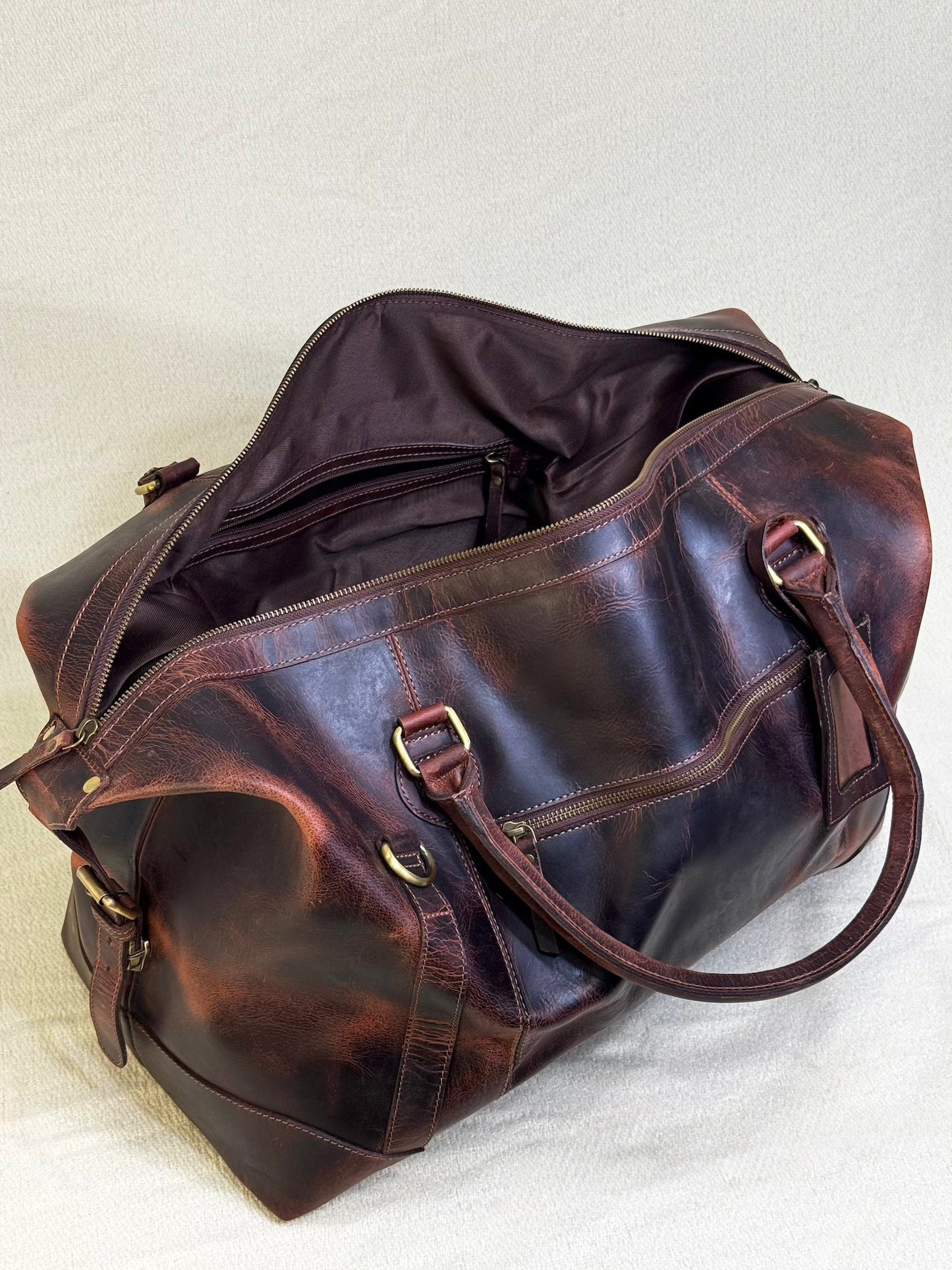 Dark Vittoria Duffle